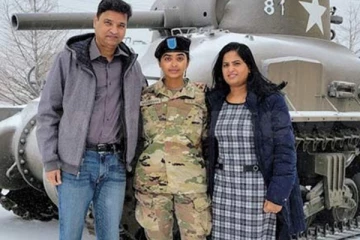 அமெரிக்க இராணுவத்தில் இணைந்த தமிழ் நடிகை