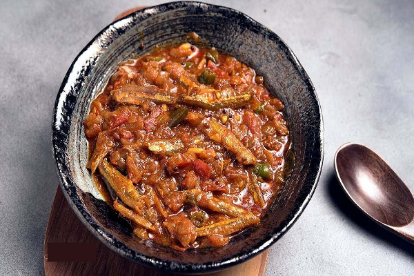 தெருவே மணக்கும் சுவையான நெத்திலி கருவாடு தொக்கு! வெறும் 10 நிமிடத்தில் தயார் செய்யலாம் | Nethili Dry Fish Thokku In Tamil