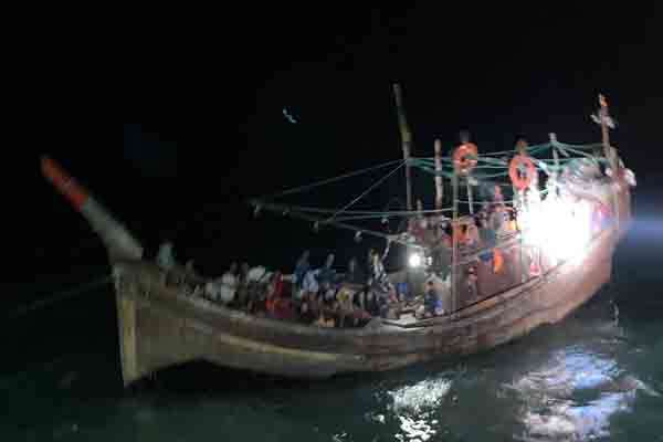 ரோஹிங்கிய அகதிகளை நாடுகடத்த முற்பட்ட நபருக்கு நீதிமன்ற உத்தரவு! | Myanmar Refugee Human Trafficking Jaffna Court Sl