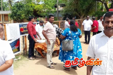 திருகோணமலையில் பேரெழுச்சிகண்ட கையெழுத்துப் போராட்டம்