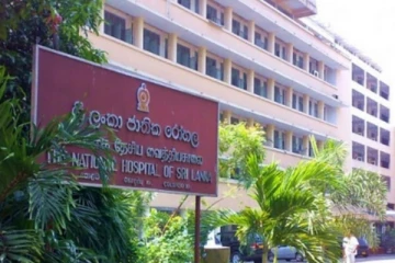 கொழும்பு தேசிய வைத்தியசாலையில் நடிகையிடம் கைவரிசை!