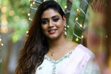 ஒரே நாளில் இரண்டு சூப்பரான கொண்டாட்டத்தில் இறங்கிய நடிகை இனியா- என்ன தெரியுமா?