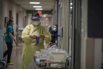 மீண்டும் உச்சம் தொட்ட பாதிப்பு எண்ணிக்கை: தடுமாறும் கனேடிய மாகாணம்