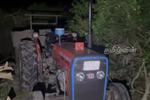 யாழ்.சாவகச்சேரியில் இருவர் கைது! | Two Arrested Illegal Sand Mining In Chavakachcheri யாழ்.சாவகச்சேரியில் இருவர் கைது! | Two Arrested Illegal Sand Mining In Chavakachcheri