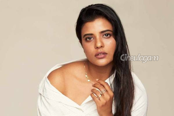 ஐஸ்வர்யா ராஜேஷ் நடிப்பில் உருவாகும் பான் இந்தியா படத்திற்கு இப்படி ஒரு டைட்டிலா.. என்ன? | Aishwarya Rajesh Movie Title Goes Viral