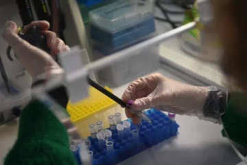 பிரான்சில் Omicron வைரஸைத் தொடர்ந்து தலைப்புச் செய்தியாகியுள்ள வைரஸ்: எவ்வளவு ஆபத்தானது?