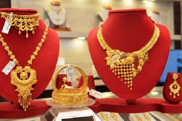 மீண்டும் ஆட்டம் காட்டும் தங்கம் விலை - சவரனுக்கு ரூ.560