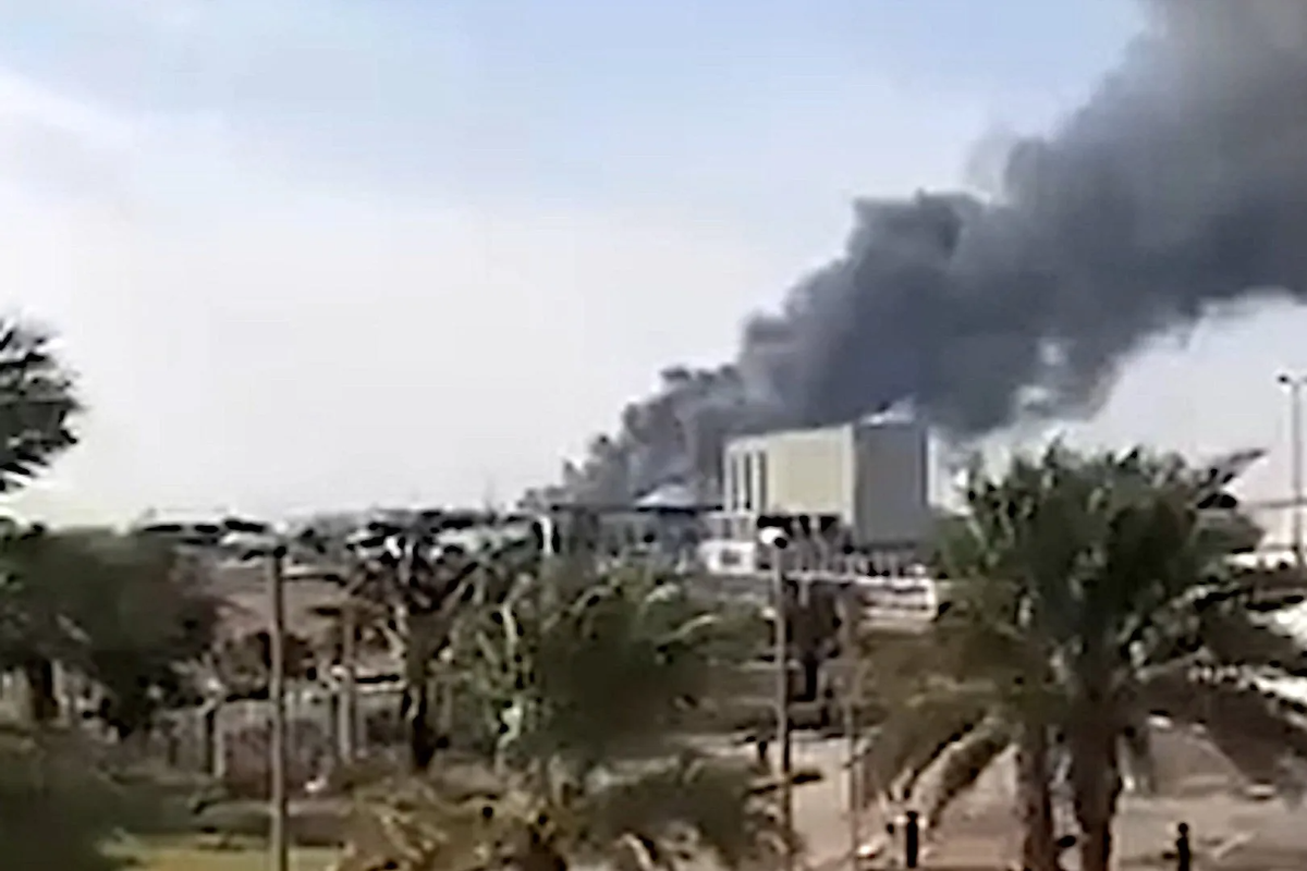 ஐக்கிய அரபு அமீரகம் மீது ஈரான் நடத்திய தாக்குதலில் இலங்கையர்கள் உள்ளிட்ட 58 பேர் காயம் | Uae Missiles Drones Sri Lankans Among 58 Injured