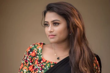 பாரதி கண்ணம்மா சீரியல் புகழ் பரீனாவா இது, மேக்கப் இல்லாமல் எப்படி உள்ளார் பாருங்க- லேட்டஸ்ட் க்ளிக்