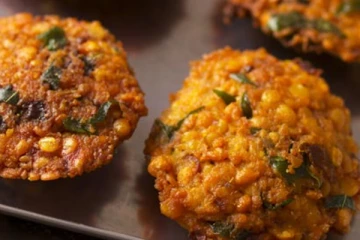 சுடச் சுட மொறு மொறு சுவையில் பருப்பு வடை செய்வது எப்படி தெரியுமா?