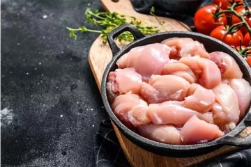 ஒரு கிலோ இறைச்சி வாங்கினால் அது இலவசம்: அலைமோதும் மக்கள்