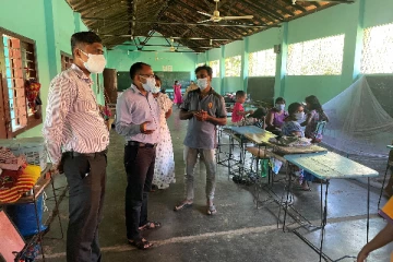 மன்னாரில் 127 குடும்பங்கள் தற்காலிக நலன்புரி முகாம்களில் தங்க வைப்பு