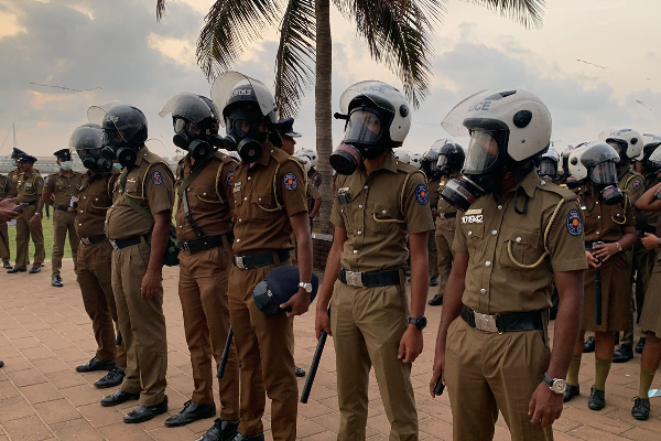 காலி முகத்திடலில் அமைதியின்மை! பலர் கைது (Video) | Sri Lanka Anti Govt Protest