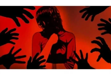 விளையாட்டுப் போட்டிக்கு அழைத்துச் சென்ற ஆசிரியர் - மது கொடுத்து பாலியல் வன்கொடுமை!