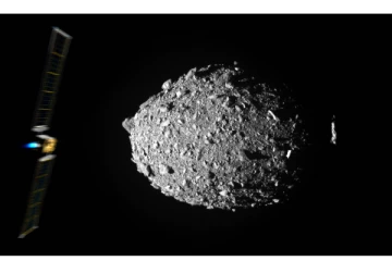 பூமிக்கு ஆபத்தை ஏற்படுத்த இருந்த சிறுகோளை தகர்த்த நாசா சாதனை! வைரல் வீடியோ