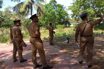 நாற்காலியில் கட்டிவைக்கப்பட்டு காவலாளி படுகொலை ; அதிகாலையில் பரபரப்பை கிளப்பிய சம்பவம்