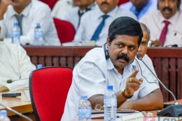 விடுதலைப்புலிகளின் தலைவரால் ஹக்கீமுக்கு வழங்கப்பட்ட விருந்துபசாரம்! | The Feast Given To Hakeem By Prabhakaran