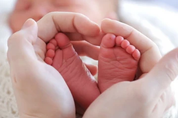 உடுப்பிட்டியைச் சேர்ந்த குழந்தை புரைக்கேறியதில் பரிதாப மரணம்! - பரிசோதனையில் கோவிட்  தொற்று