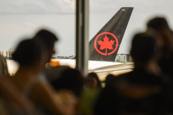எயார் கனடா விமான சேவை நிறுவனத்தின் முக்கிய அறிவிப்பு | Air Canada To Restart Flights Sunday