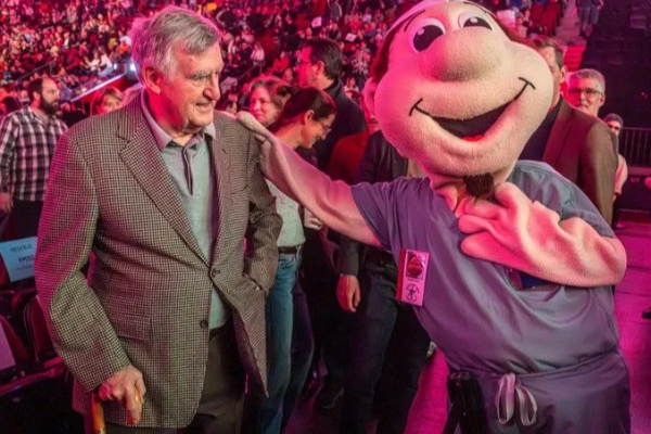 மொன்ரியல் நகர மையத்தில் வெடிக்கப்போகும் போராட்டம் | Bill 2 Is A Disaster Protests In Montreal Today