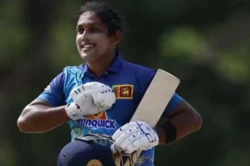 වාර්තා පිට වාර්තා තැබූ චමරිගේ ශතකය...