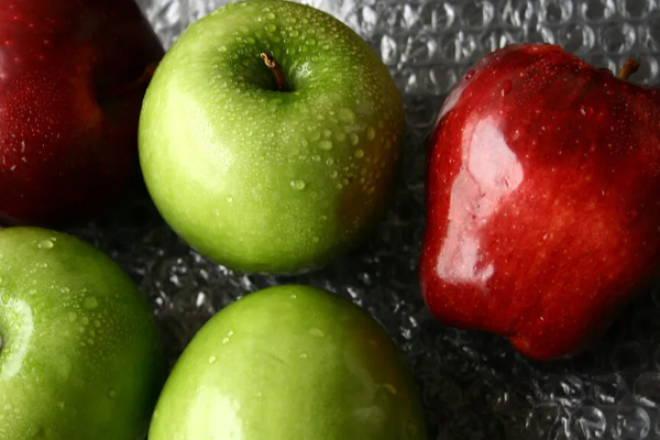 இலங்கையில் தலைசுற்ற வைக்கும் ஆப்பிளின் விலை! | The Dizzying Price Of Apples In Sri Lanka
