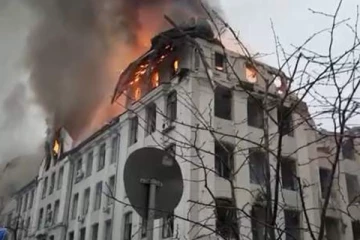 உக்ரைன் போர்க்களத்தில் 7ஆம் நாள்! கெர்சன் நகரத்தை கைப்பற்றியது ரஷ்யா! (காணொளி)