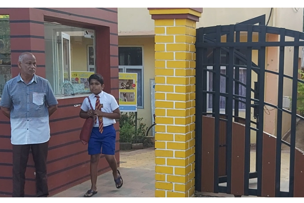 இன்றைய தொழிற்சங்க நடவடிக்கை - வடக்கில் பாதிக்கப்பட்டுள்ள பல சேவைகள்! | Ceylon Teachers Union Strike Close School Jaffna