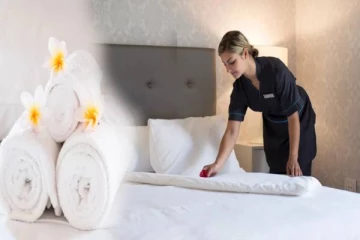 ஹோட்டல் டவல்களும் படுக்கை விரிப்புகளும் வெள்ளை நிறத்தில் இருப்பது ஏன்?