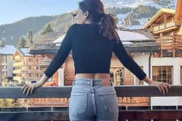 5 நிமிஷத்துக்கு 5 கோடியா?.. யார் அந்த தென்னிந்திய நடிகை தெரியுமா?