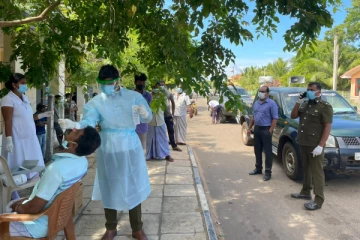 கோவிட் தடுப்பூசி அட்டை பரிசோதிக்கும் திட்டம் வடக்கில் நடைமுறையில் இல்லை! - வைத்தியர் ஆ.கேதீஸ்வரன்