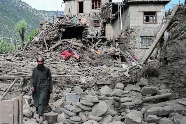 ஆப்கானிஸ்தானை மொத்தமாக உலுக்கிய சக்திவாய்ந்த நிலநடுக்கம்... 150 பேர் படுகாயம் | Afghanistan Powerful Quake