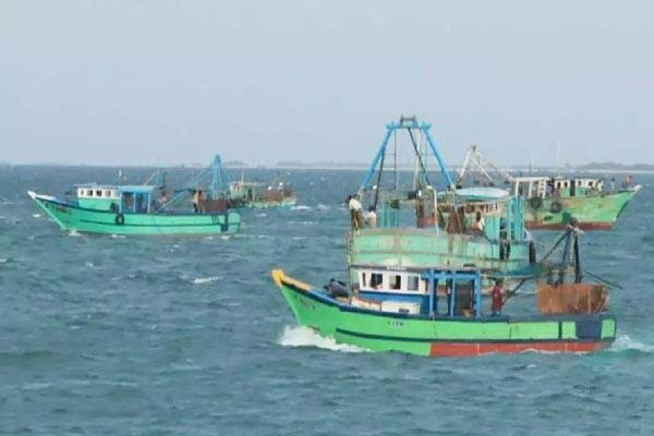 இந்திய கடற்றொழிலாளர்களுக்கு விளக்கமறியல்..! | Indian Fishermen Remanded Until October 1St