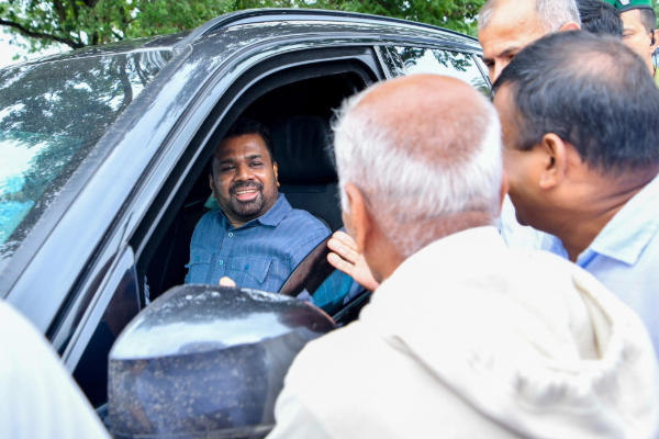 இறுதி யுத்தத்தால் பாதிக்கப்பட்டவர்களுக்கு விசேட வீட்டுத் திட்டம்! | 2 500 Houses For People Displaced By War