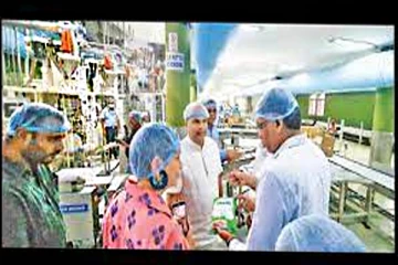 இலங்கையில் பண்ணை ஆய்வுகளை நிறைவு செய்த அமுல் நிறுவனம்