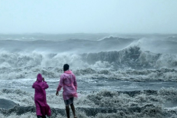 24 மணி நேரத்திற்கு வளிமண்டலவியல் திணைக்களம் சிவப்பு எச்சரிக்கை | Srilanka Meteorological Department Red Alert