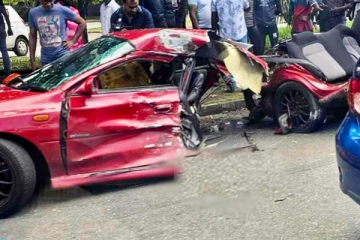 நாளுமன்றத்திற்கு அருகில் பாரிய விபத்து