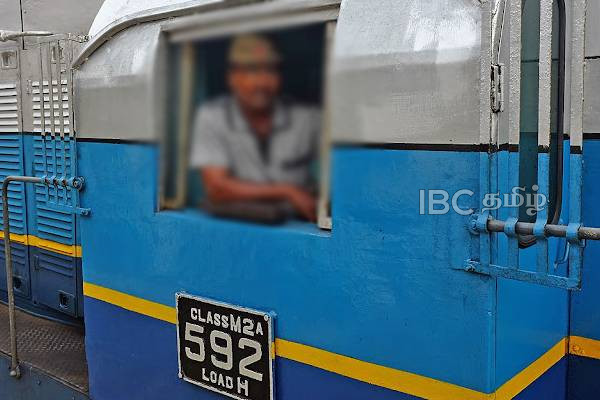 பணிப்புறக்கணிப்பிற்கு தயாராகும் தொடருந்து ஓட்டுநர்கள் | Train Drivers Strike Tomorrow