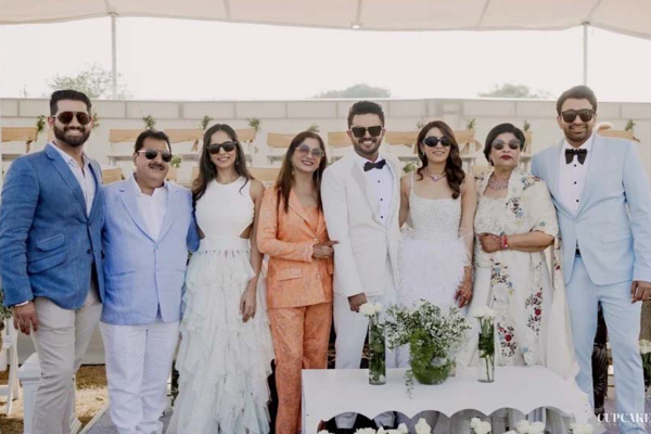 கணவருடன் பொறாமை கொள்ளும் அழகில் நடிகை ஹன்சிகா Hansika Pre Wedding Photoshoot