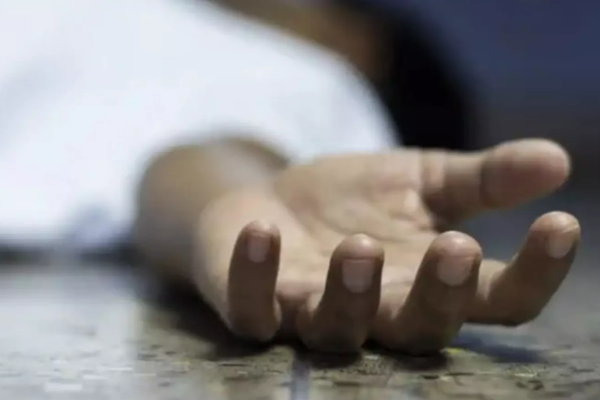 கள்ளக்காதலனுடன் சேர்ந்து 25 வயது மகனை திட்டமிட்டு கொன்ற தாய் | Mother Kill 25 Year Old Son With Help Blackmailer கள்ளக்காதலனுடன் சேர்ந்து 25 வயது மகனை திட்டமிட்டு கொன்ற தாய் | Mother Kill 25 Year Old Son With Help Blackmailer