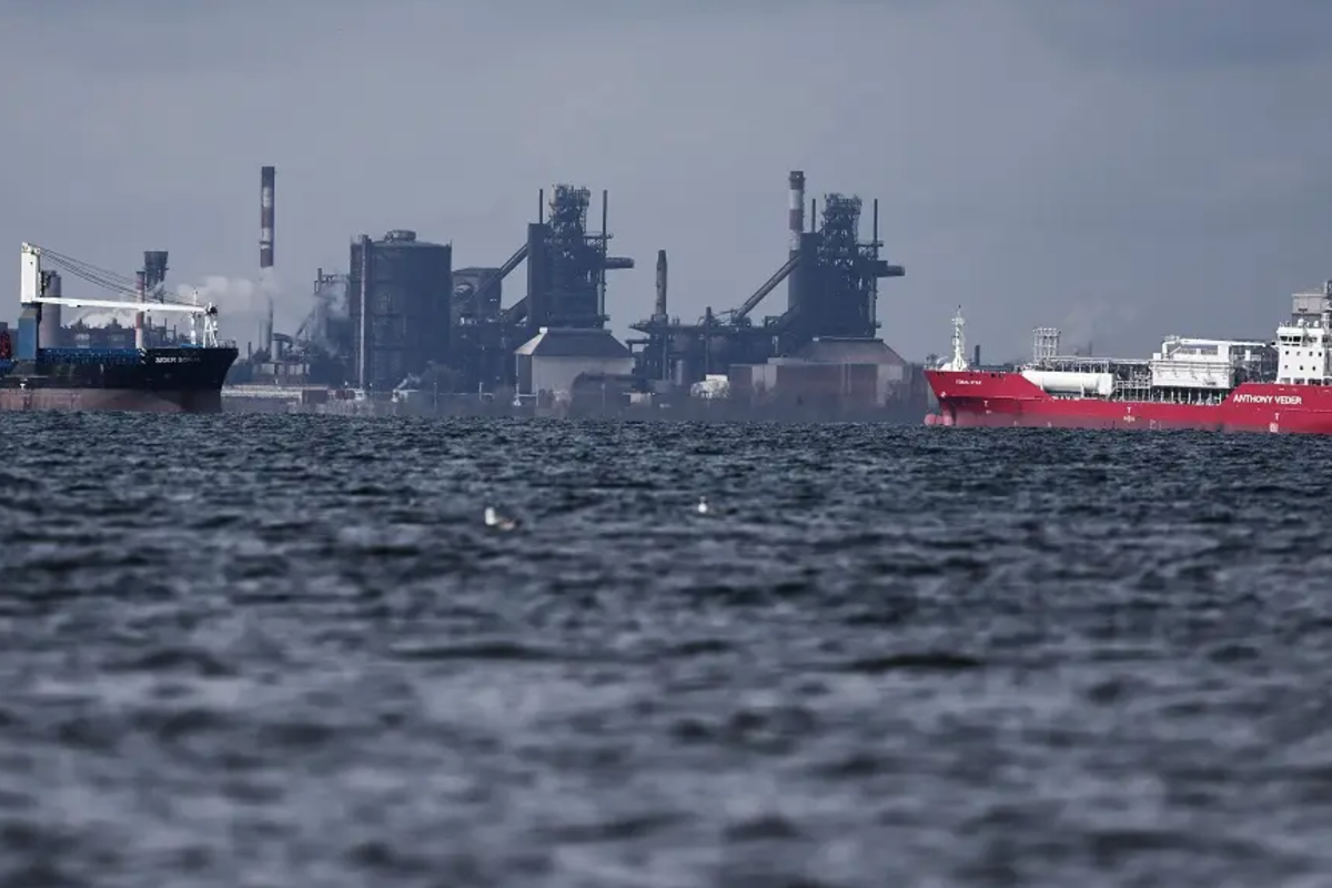 ஆசியக் கடற்பரப்பில் ஈரான் நடத்திய தாக்குதல்கள்: இலங்கை உட்பட நூற்றுக்கணக்கான தெற்காசிய மாலுமிகள் பலி | Iranian Attack Asia 100 South Asian Sailors Killed ஆசியக் கடற்பரப்பில் ஈரான் நடத்திய தாக்குதல்கள்: இலங்கை உட்பட நூற்றுக்கணக்கான தெற்காசிய மாலுமிகள் பலி | Iranian Attack Asia 100 South Asian Sailors Killed