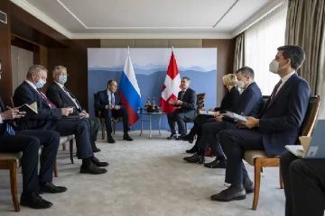 உக்ரைனில் உள்ள சுவிஸ் மக்கள் உடனடியாக பதிவு செய்ய அறிவுறுத்தல்