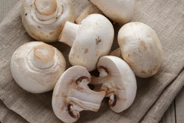 உங்களுக்கு காளான் ரொம்ப பிடிக்குமா? ஆனால் அதிகமாக எடுத்து கொண்டால் இந்த பக்கவிளைவு ஏற்படுமாம்!