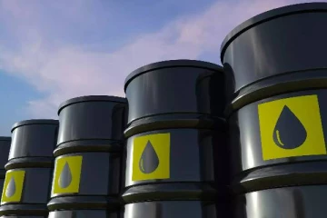 உக்ரைன் ரஷ்ய போரால் 122 டொலரைக் கடந்த  மசகு எண்ணெய் விலை!