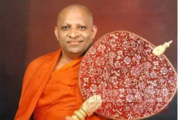 මල්වතු මහ නාහිමියන්ගෙන් දැඩි තීරණයක්..!