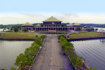 நிர்வாகத்துக்கான நாடாளுமன்ற ஆணையாளரை நியமிக்க அரசியலமைப்புப் பேரவை அங்கீகாரம்