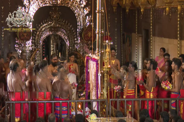 வரலாற்றுச் சிறப்புமிக்க யாழ் நல்லூர் கந்தன் கொடியேற்றம் இன்று! | Historic Jaffna Nallur Kandan Flag Hoisting