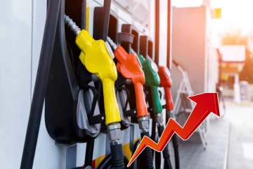 இன்று நள்ளிரவு முதல் அதிகரிக்கும் சுப்பர் டீசலின் விலை! சற்றுமுன்னர் வெளியான அறிவிப்பு