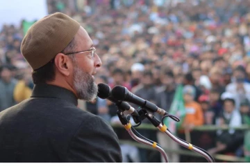 சிறுபான்மையினருக்கு தொடர்ந்து குரல் கொடுக்கும் அசாதுதீன் ஓவைசி - அரசியல் பாதை!