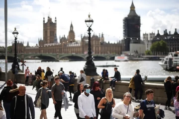 பிரித்தானியாவில் நடைமுறைக்கு வரும் புதிய விதிமுறைகள்! - நிபுணர்கள் விடுத்துள்ள எச்சரிக்கை